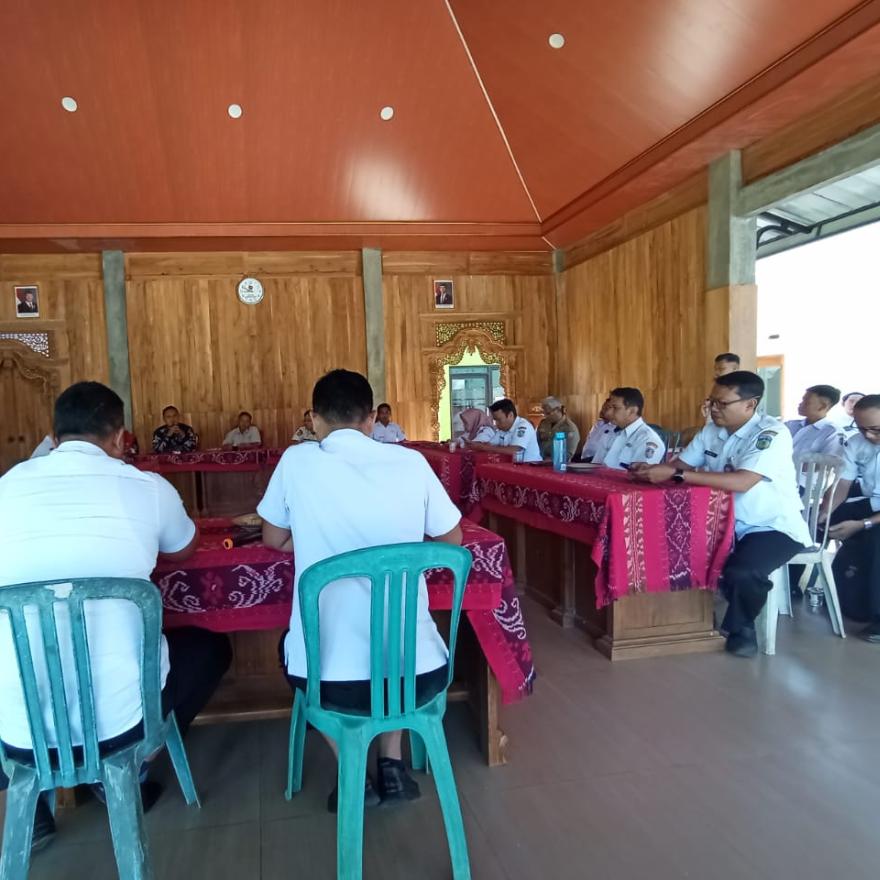 CAMAT NGANTOR DI DESA TANJUNG